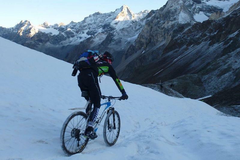 Abfahrtstrail nach Bormeo Abfahrtstrail nach Bormeo